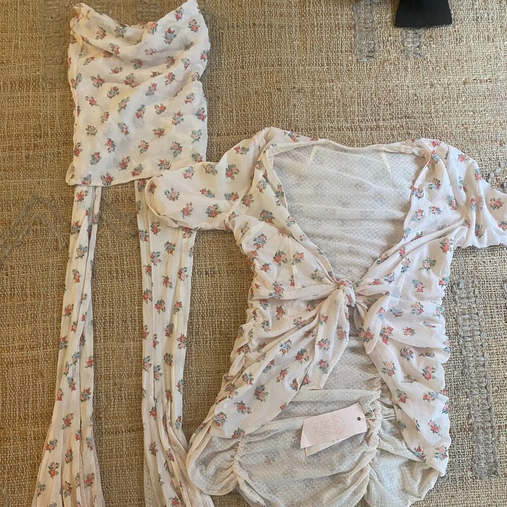 We Are HAH floral set size small